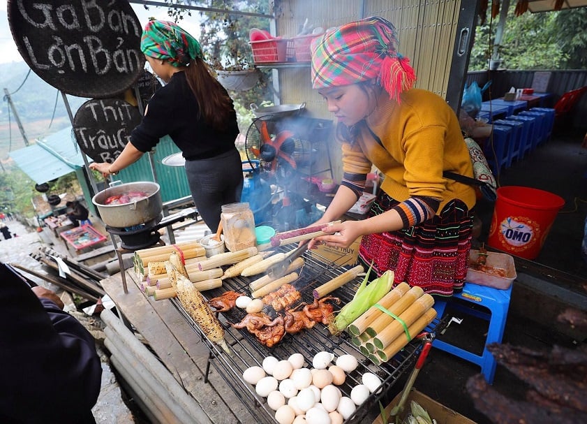Khám phá ẩm thực dân tộc khi đi du lịch