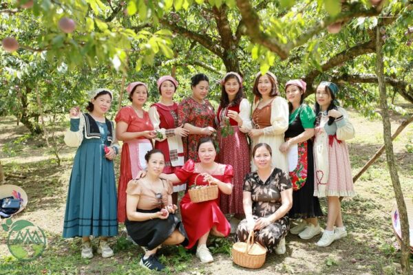 Trải nghiệm văn hóa vùng cao cùng Du Niên Travel 