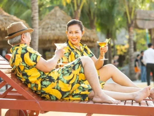 Gợi ý tour nghỉ dưỡng cho người cao tuổi với lịch trình nhẹ nhàng